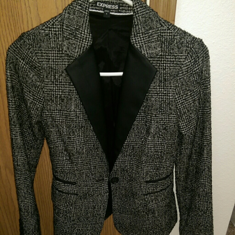 Tweed blazer